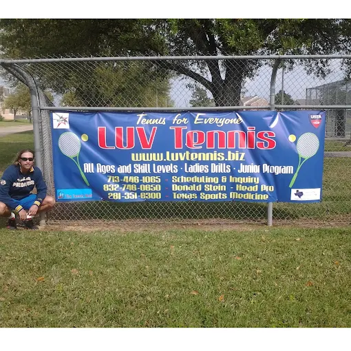 LUV Tennis