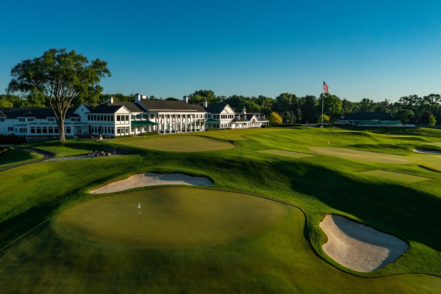 3951 W Maple Rd, Bloomfield Hills, MI, 48301, USA
