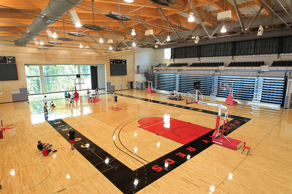 Richard J. Currie Center