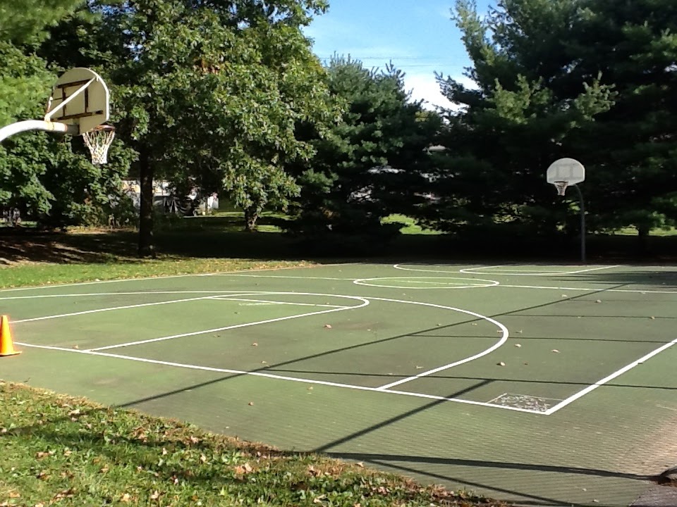 320 E Marylyn Ave, State College, PA, 16801, USA