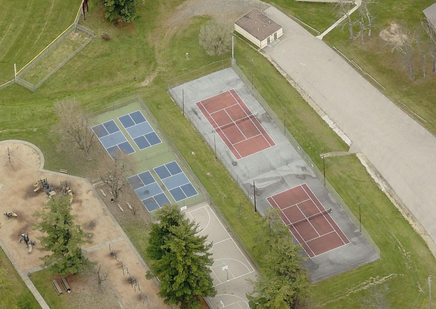 St Clairsville Memorial Park Tennis Courts