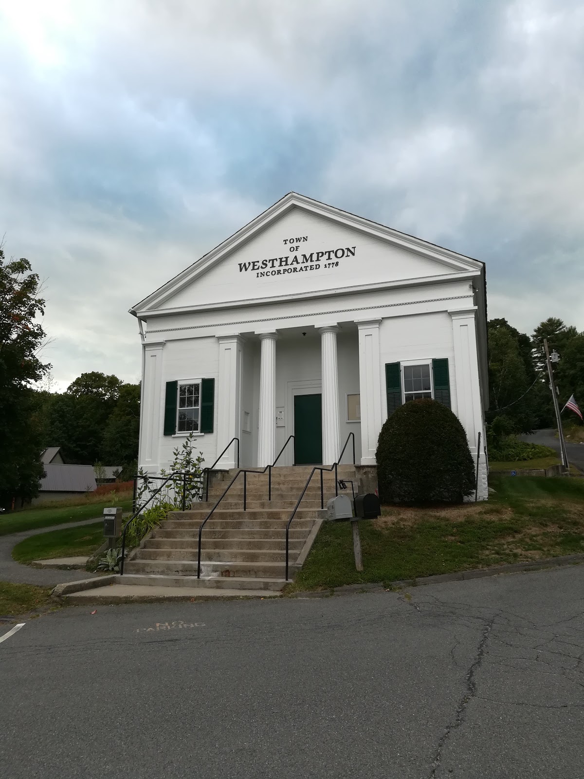 Chesterfield Ma