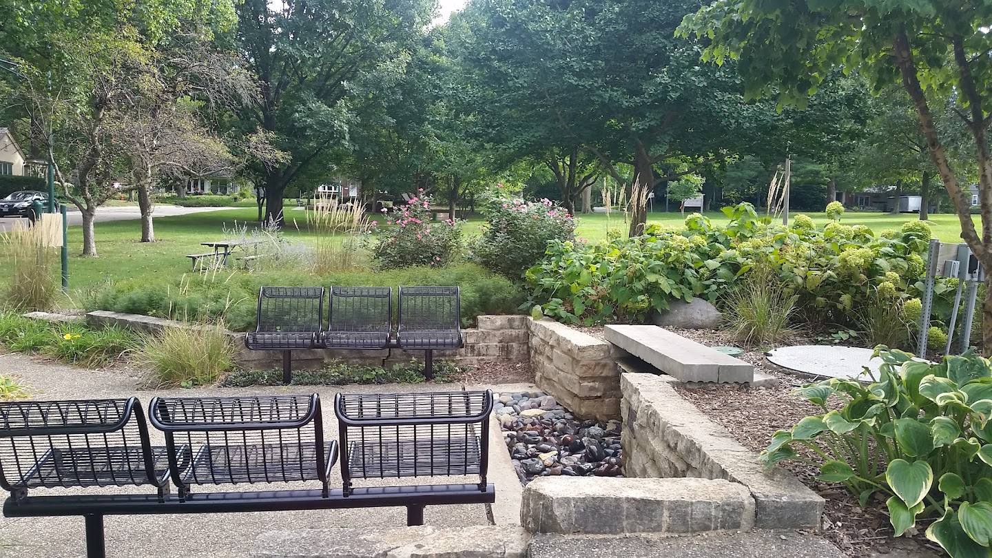 900 S McKinley Ave, Champaign, IL, 61821, USA