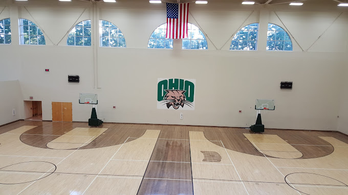 Ohio University Golf & Tennis Center - Indoor Courts