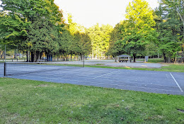 Pentwater Park public pickelball