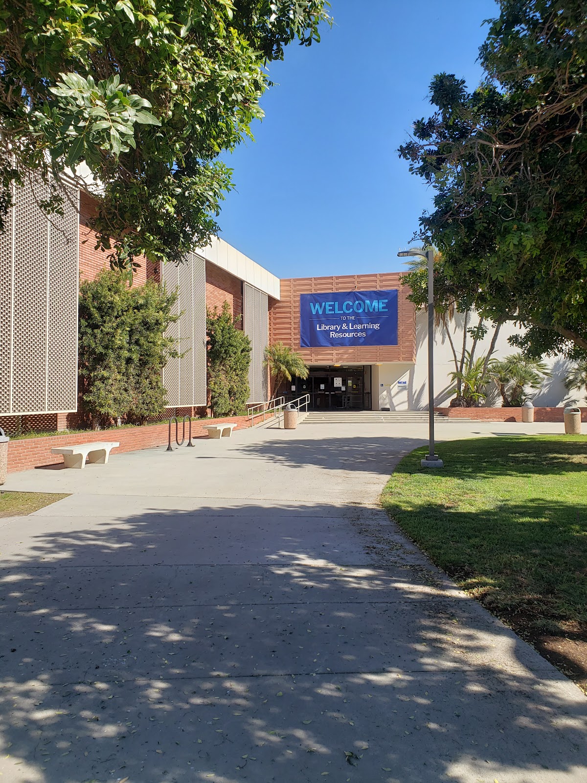 pickleball-at-el-camino-college-bounce