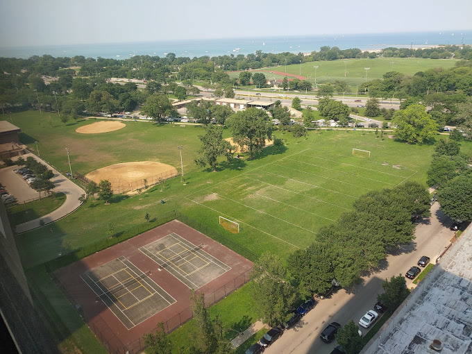 4501 N Clarendon Ave, Chicago, IL, 60640, USA