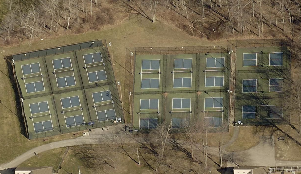 Mentor Pickleball Courts