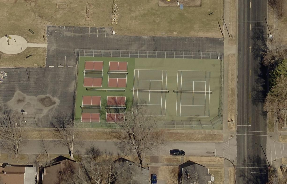 Longfellow Park Tennis and Pickleball Courts