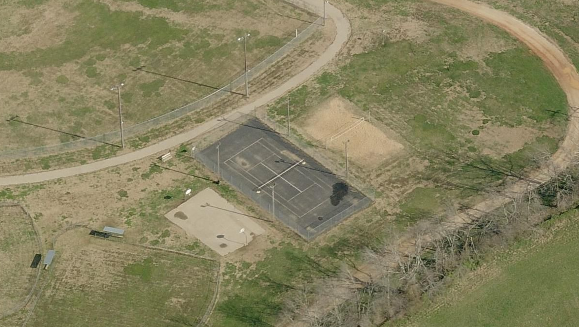 Pickleball At Riverfront Park Bounce