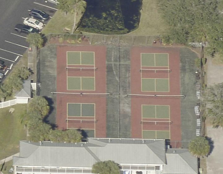 2001 Paradise Lakes Blvd, Lutz, FL, 33558, USA