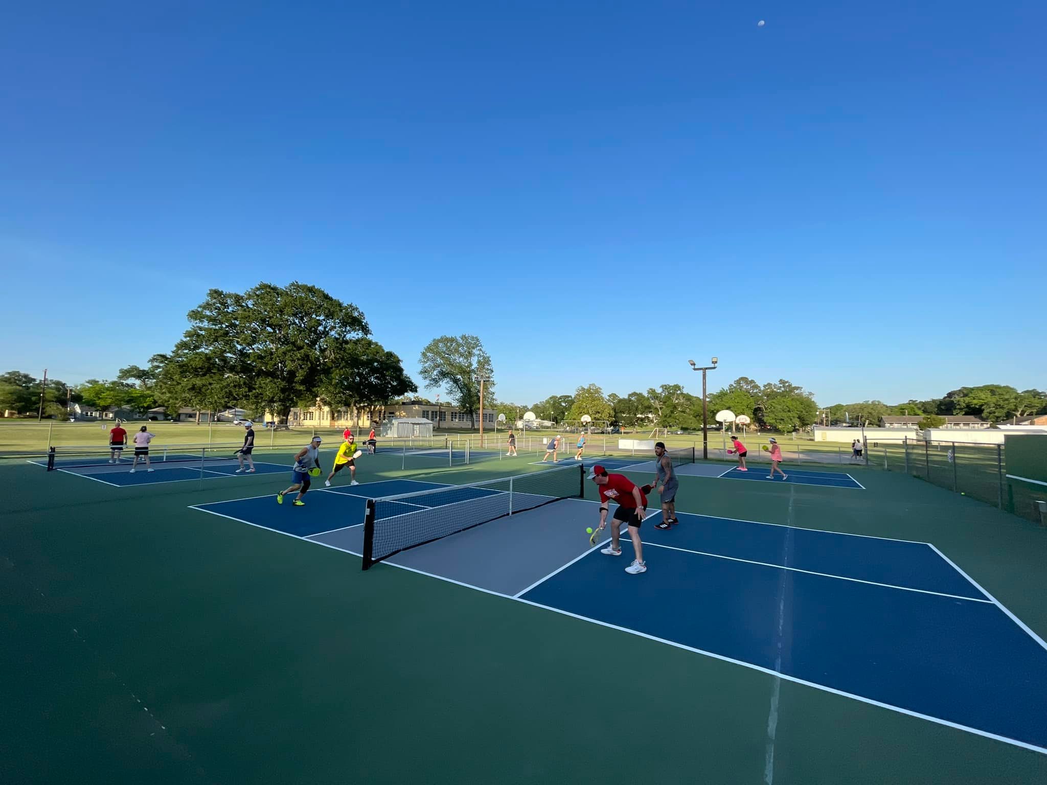 Pickleball at Bellville Pickleball Courts Bounce