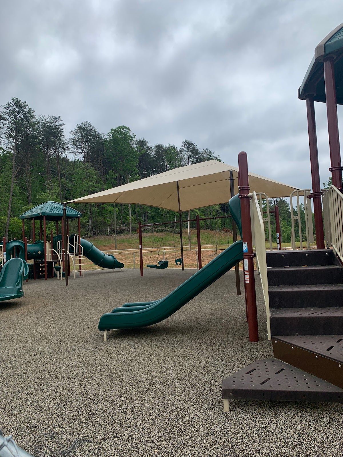327 Asbestos Rd, Cleveland, GA, 30528, USA