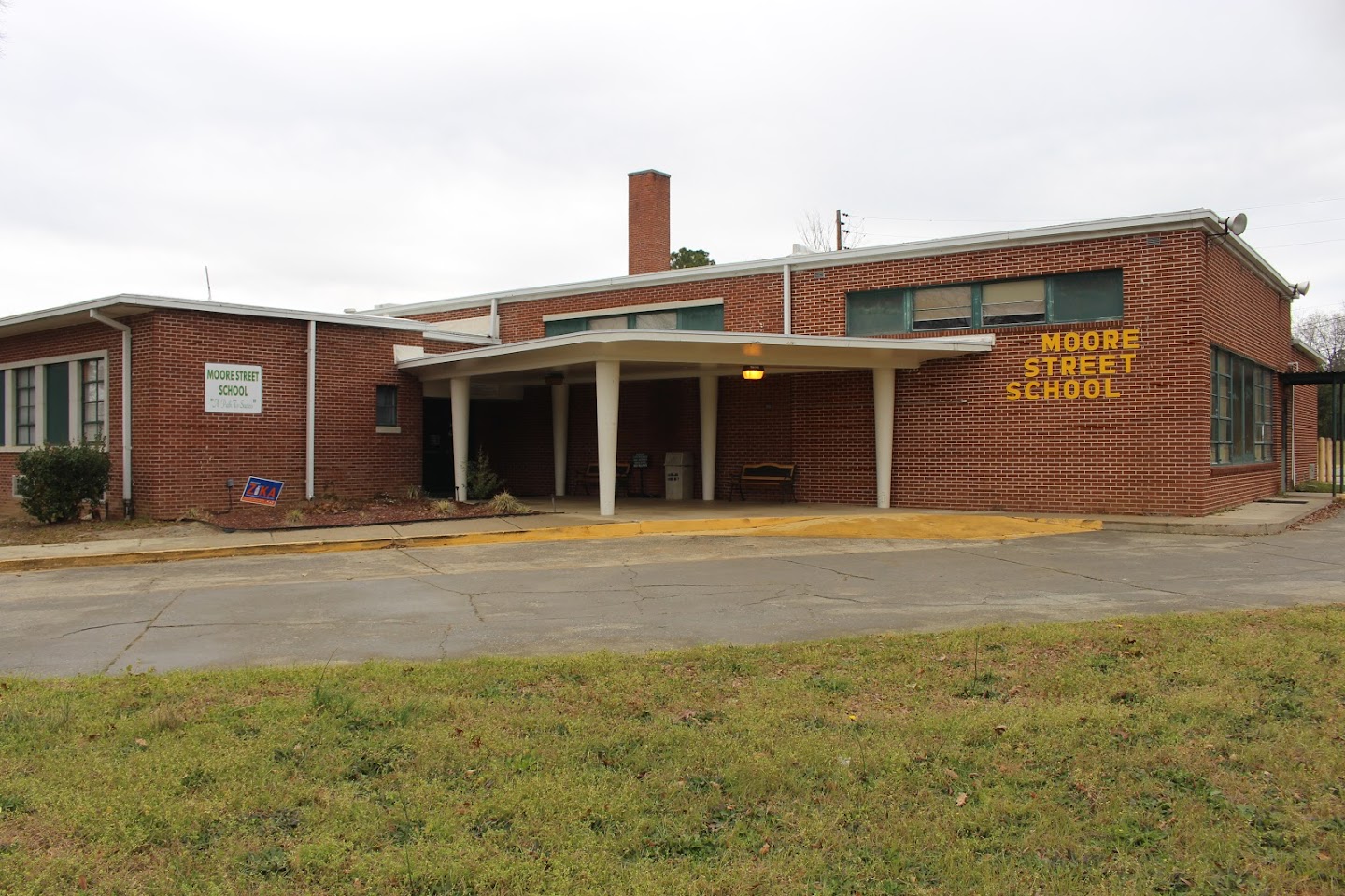 1405 W Moore St, 625 Stillwood Drive, Dublin, GA 31021, USA