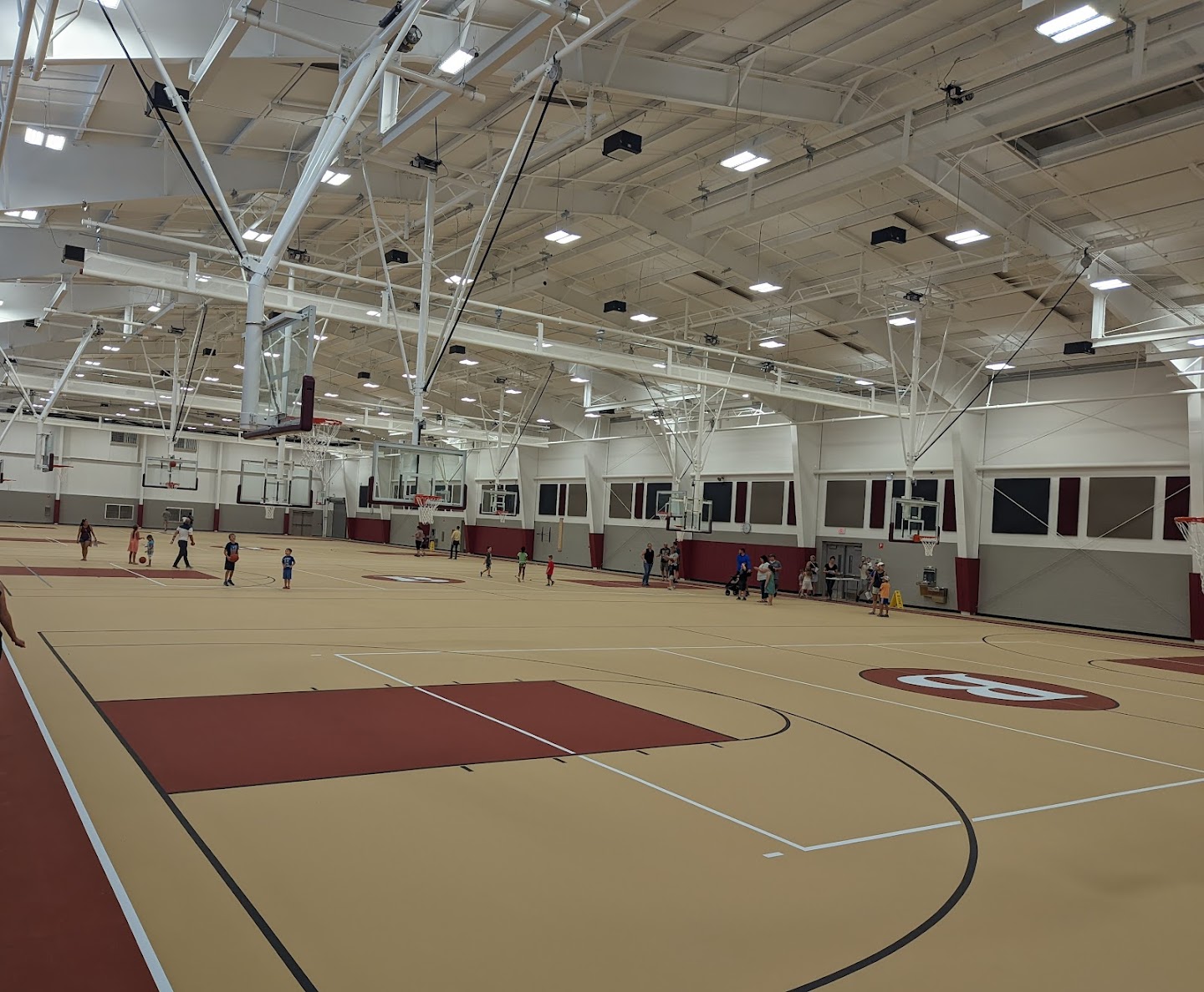 Brecksville Blossom Hill Field House
