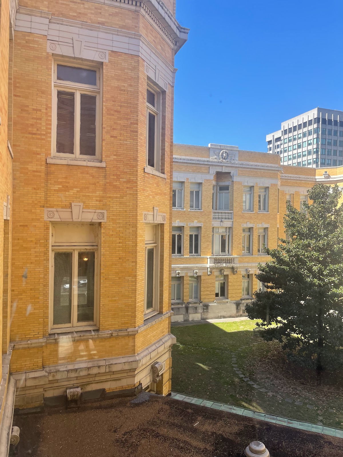 Memphis Private Court
