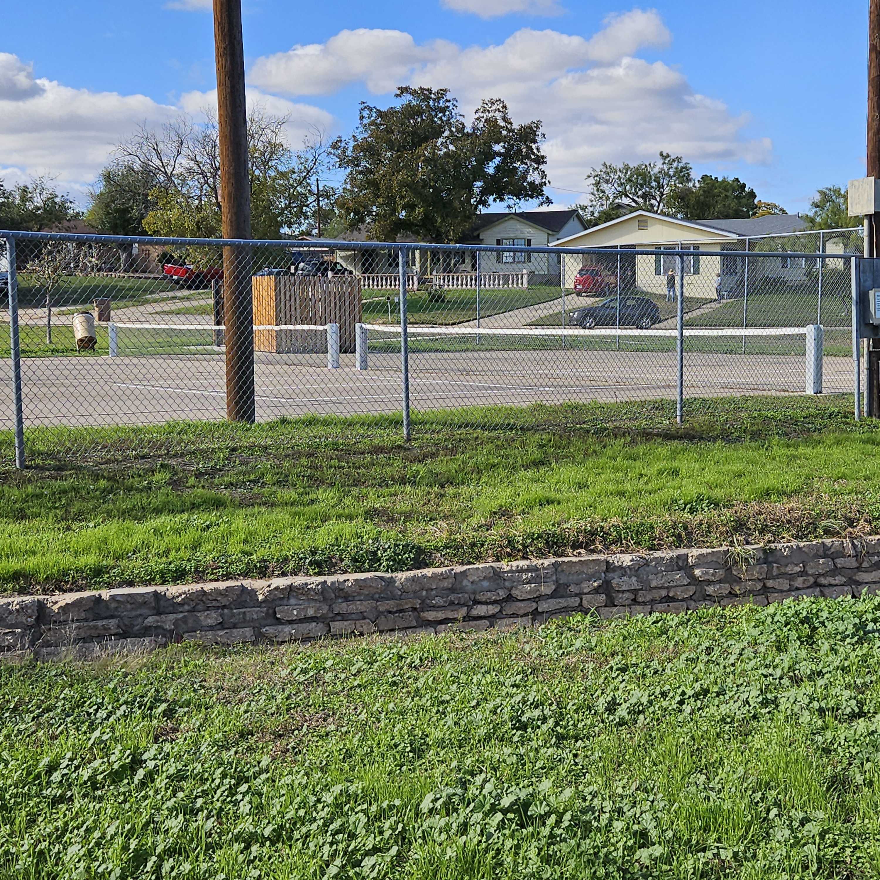 Brentwood Tennis Courts