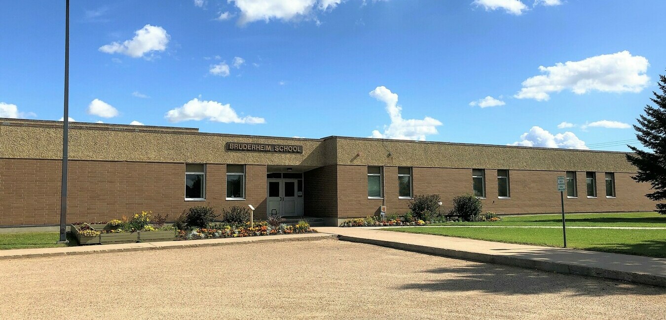 Bruderheim School