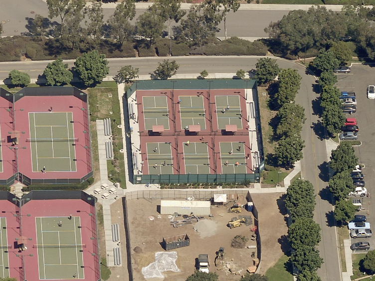 6600 Hidden Valley Rd, Carlsbad, CA, 92009, USA