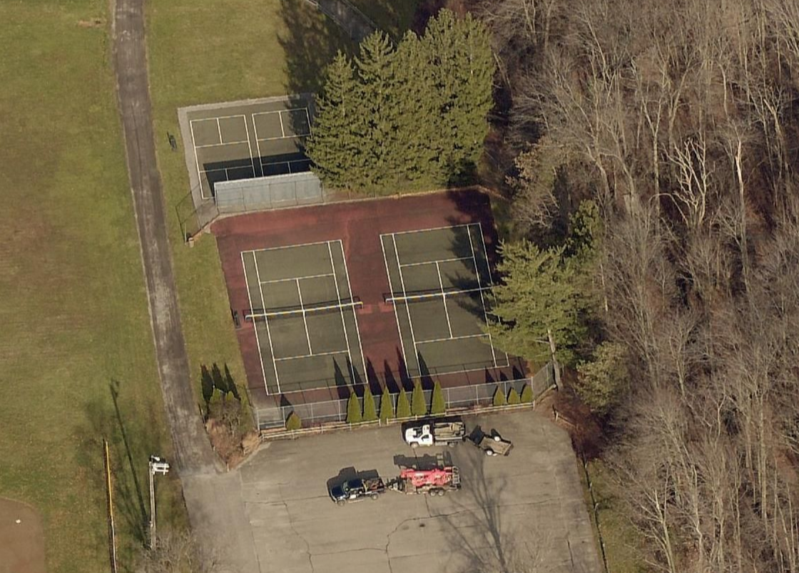 375 Boardman Poland Rd, Youngstown, OH, 44512, USA