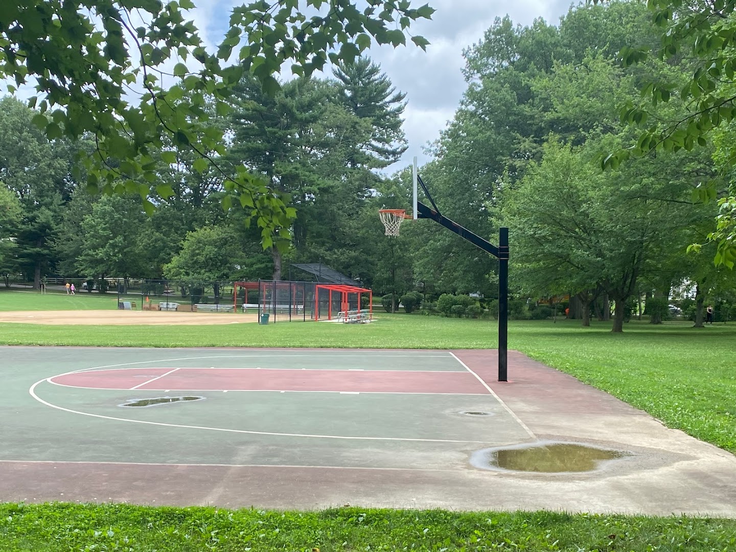 1498 Sussex Rd, Wynnewood, PA 19096, USA