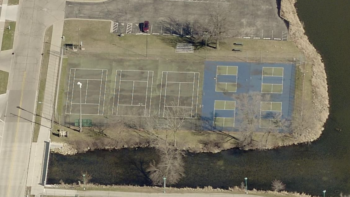 Wootton Courts