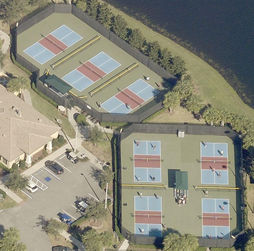 Valencia Lakes