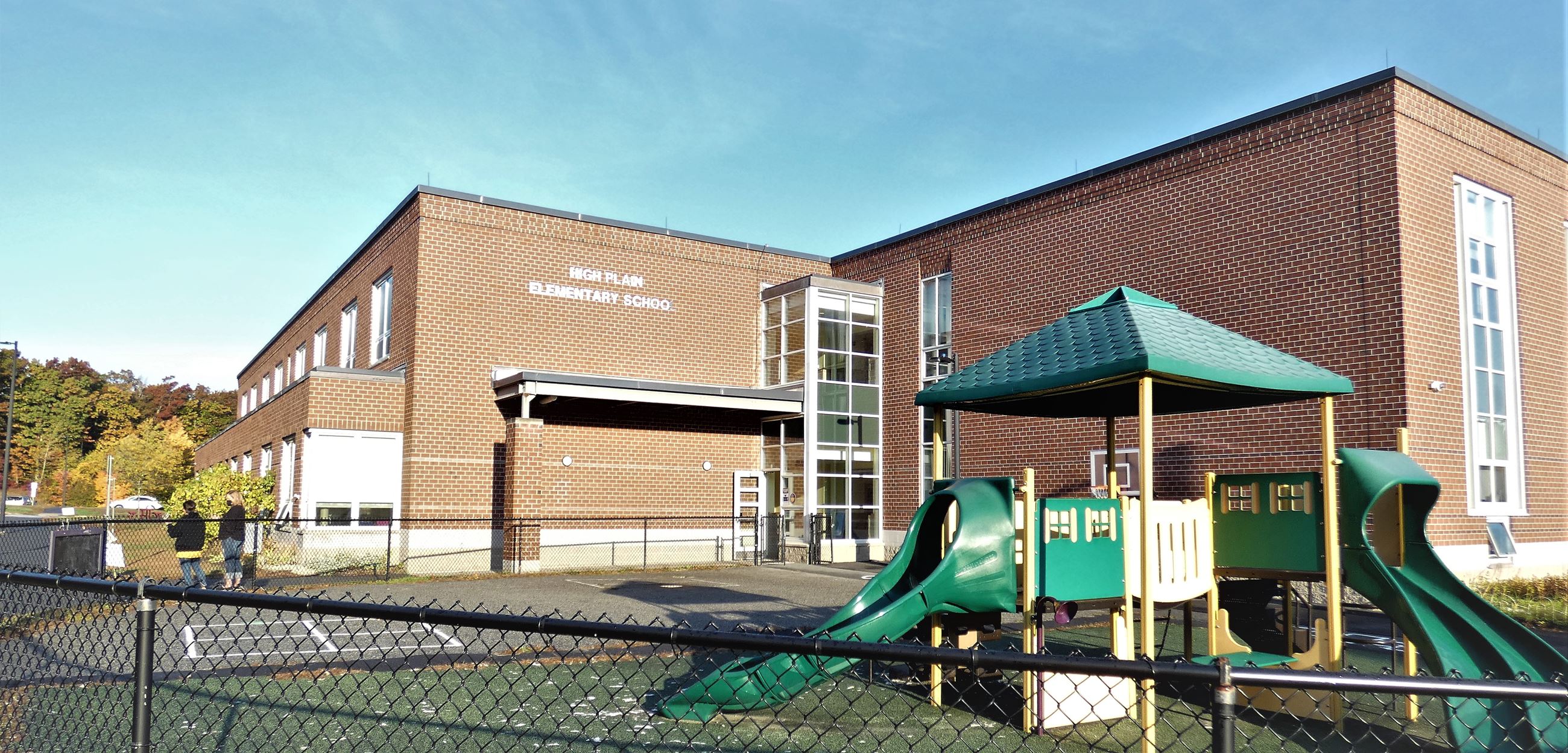 Wood Hill / High Plain School
