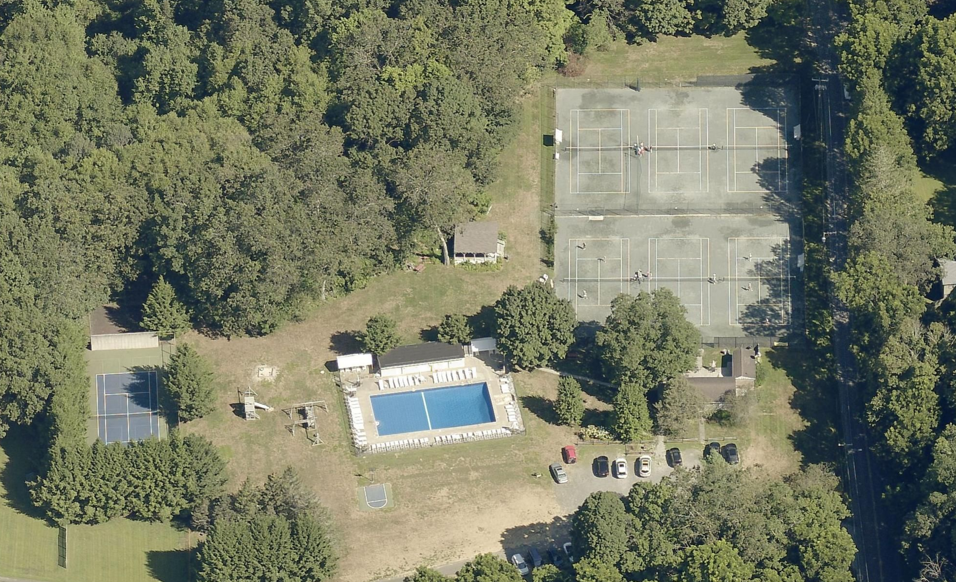 New Milford Tennis & Swim Club