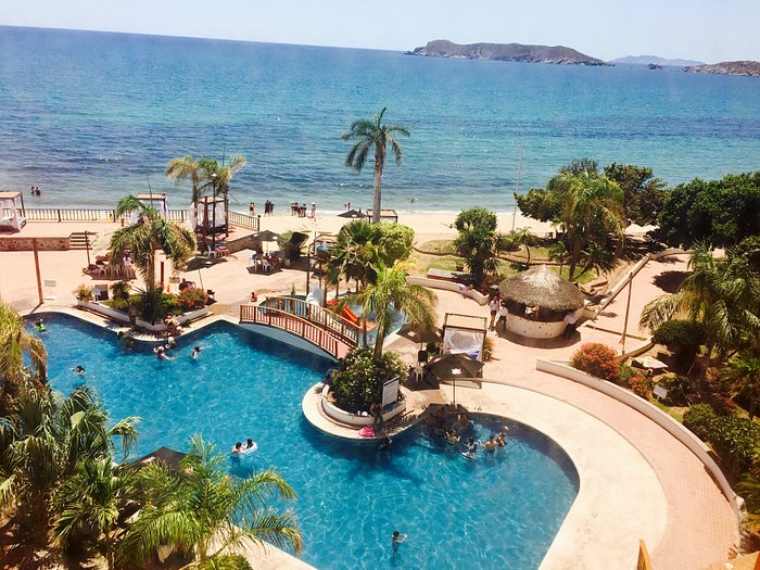 Buena Vida Courts @ San Carlos Plaza Hotel