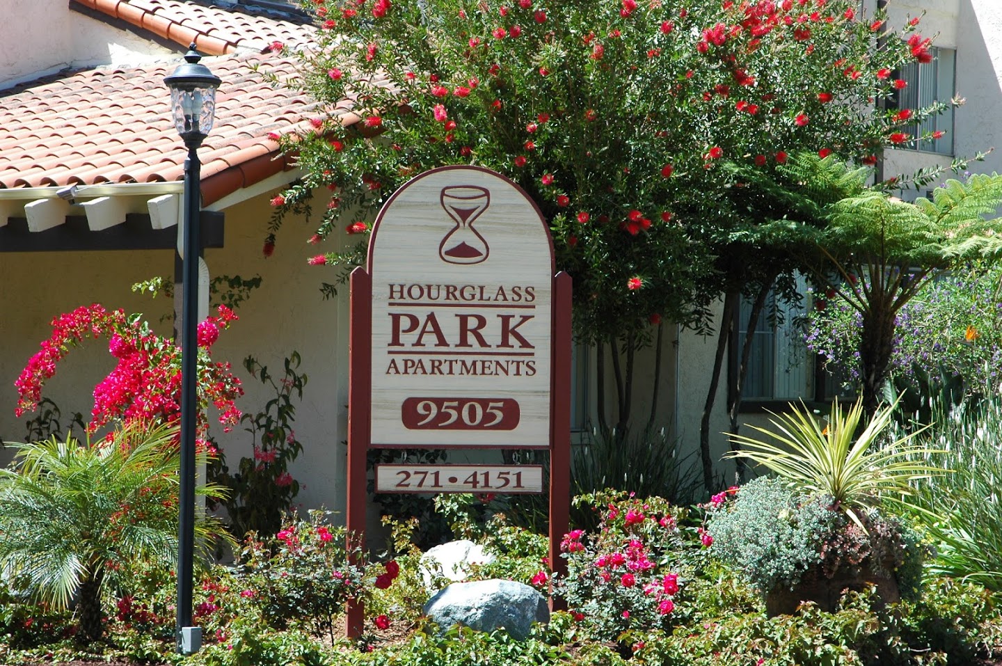 Hourglass Park Apartments Court