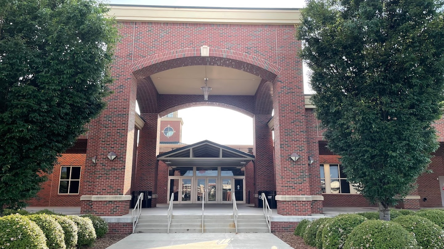 Colvin Outdoor Tennis Courts