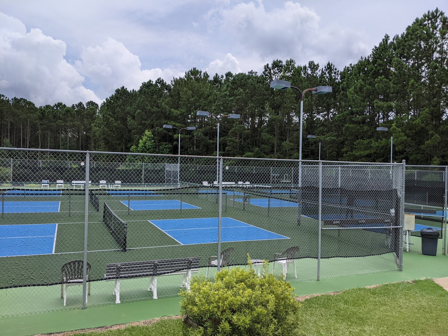 Pickleball at Savannah Lakes Village | Bounce