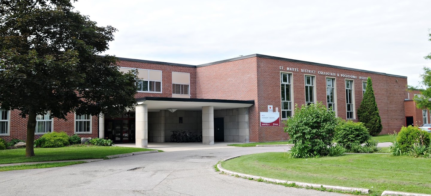 St. Marys District Collegiate and Vocational Institute, 338 Elizabeth St, Saint Marys, ON N4X 1B6, Canada