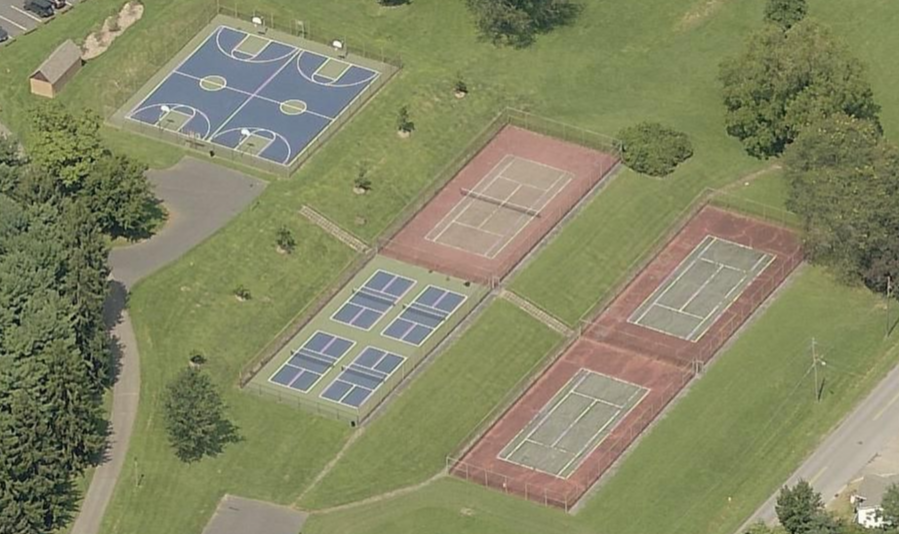Montgomery Hall Park Outdoor Courts