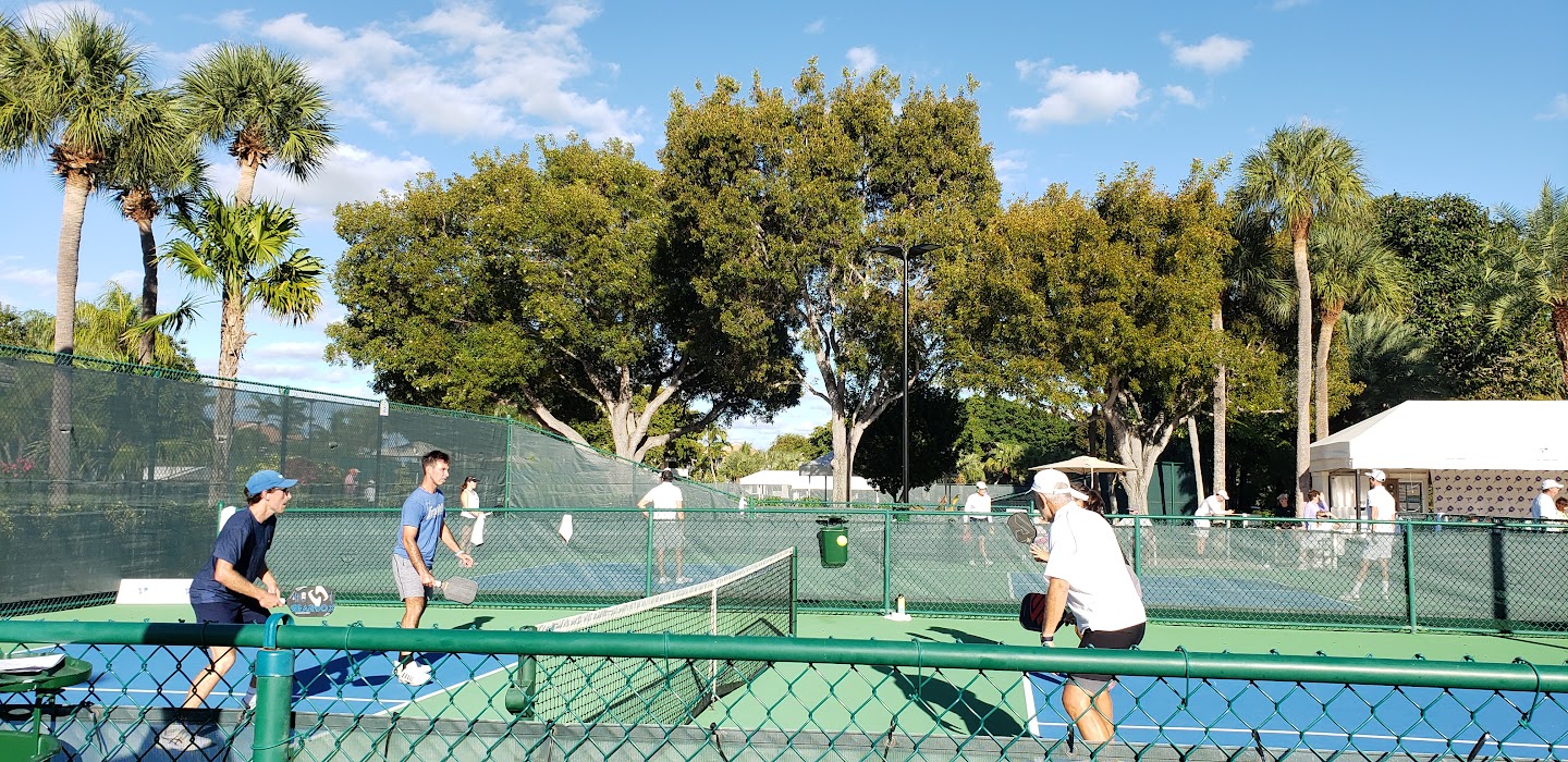 Health & Tennis Club At Ocean Reef