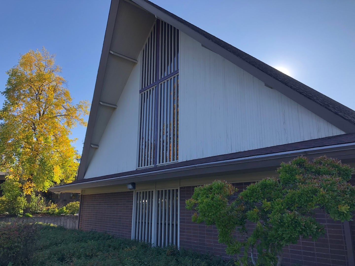 649 Crater Lake Ave, Medford, OR 97504, USA