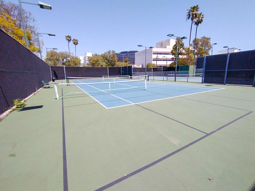 325 S La Cienega Blvd, Beverly Hills, CA 90211, USA