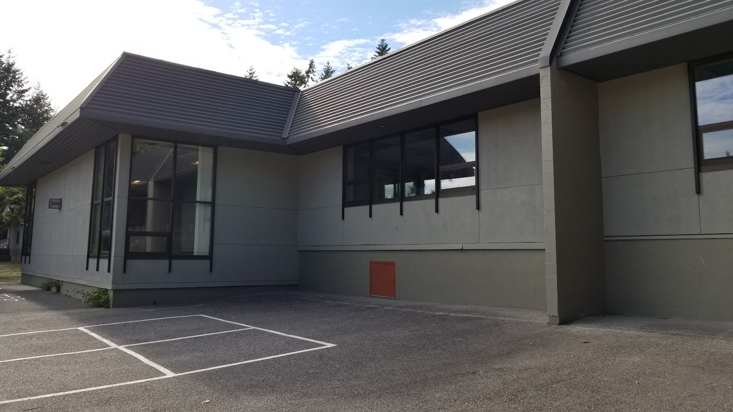 Roberts Creek Elementary