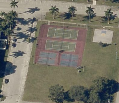 Civic Park Behind The Clewiston Inn