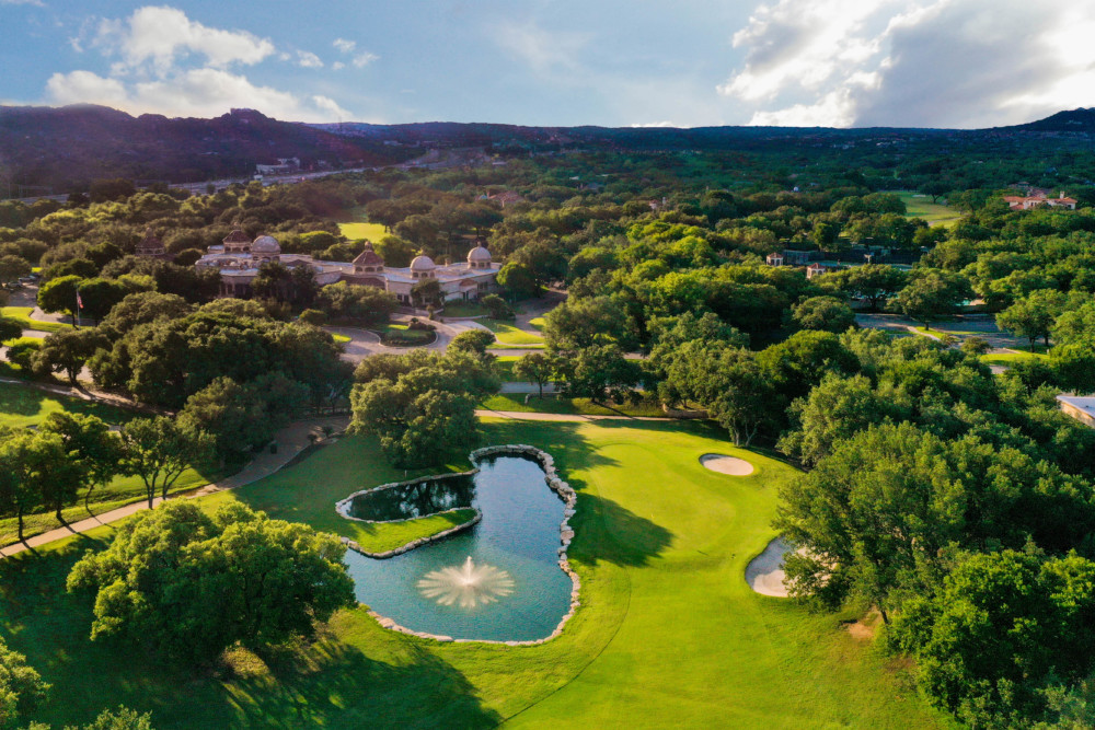 1 Dominion Dr, San Antonio, TX, 78257, USA