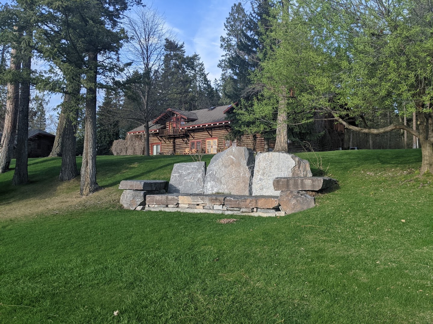 Flathead Lake Lodge