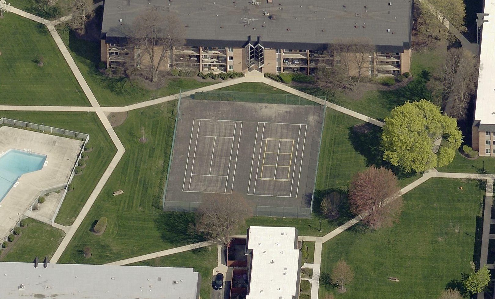 Mill Crossing Condominium