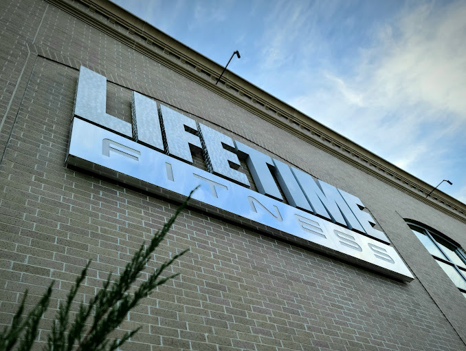17007 Elm Plaza, Omaha, NE 68130, USA