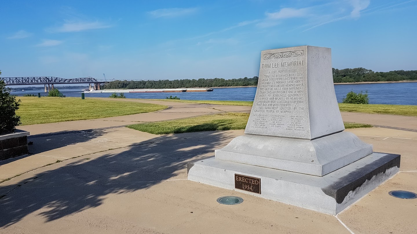 0, 251 Riverside Drive, Memphis, TN 38103, USA