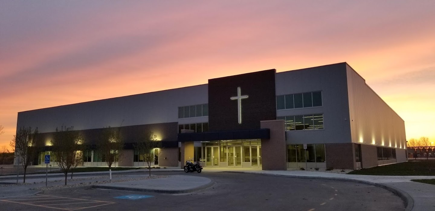 2405 McGillivray Blvd, Winnipeg, Manitoba, R3Y 1G6
