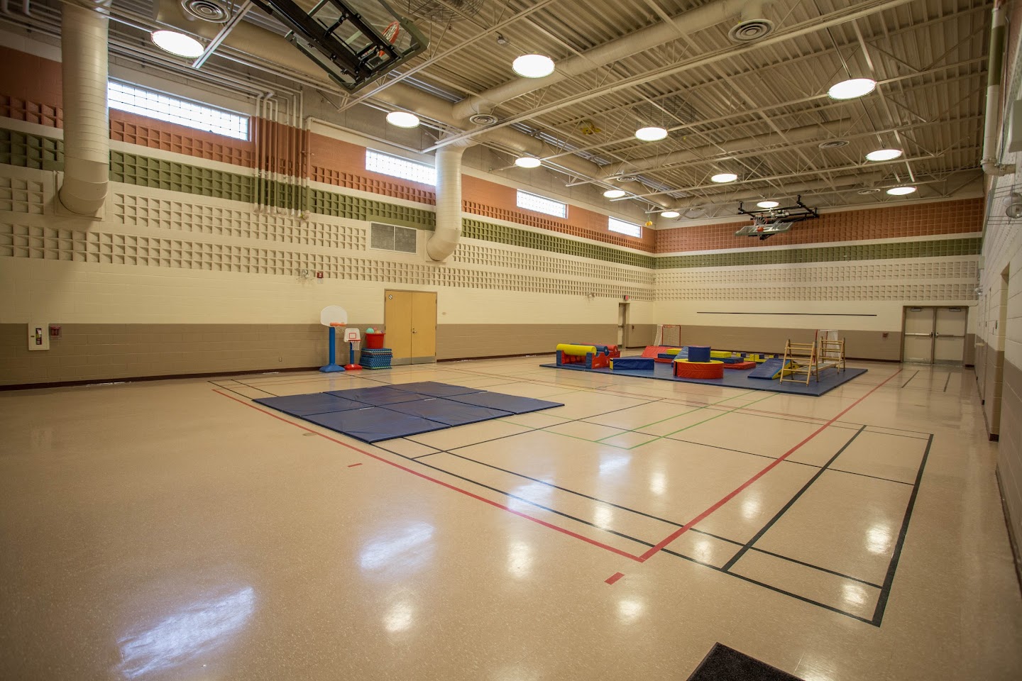 Iroquois Ridge Community Centre