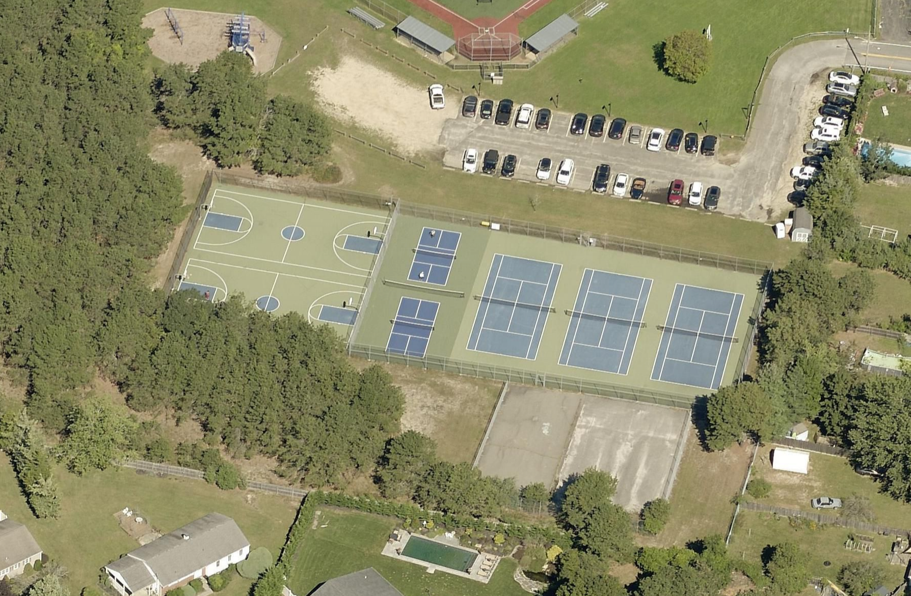 700 Stewart Ave, Westhampton Beach, NY 11978, USA