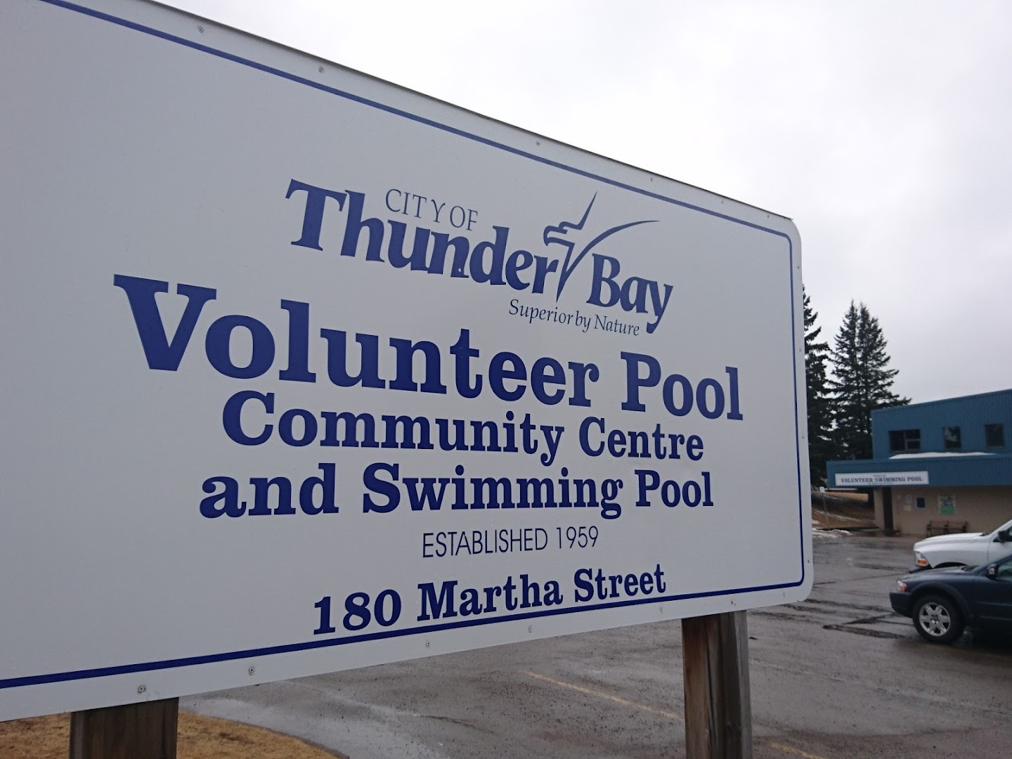 Volunteer Pool Tennis Courts