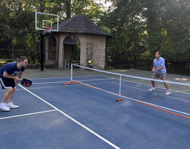 Private Englewood Court